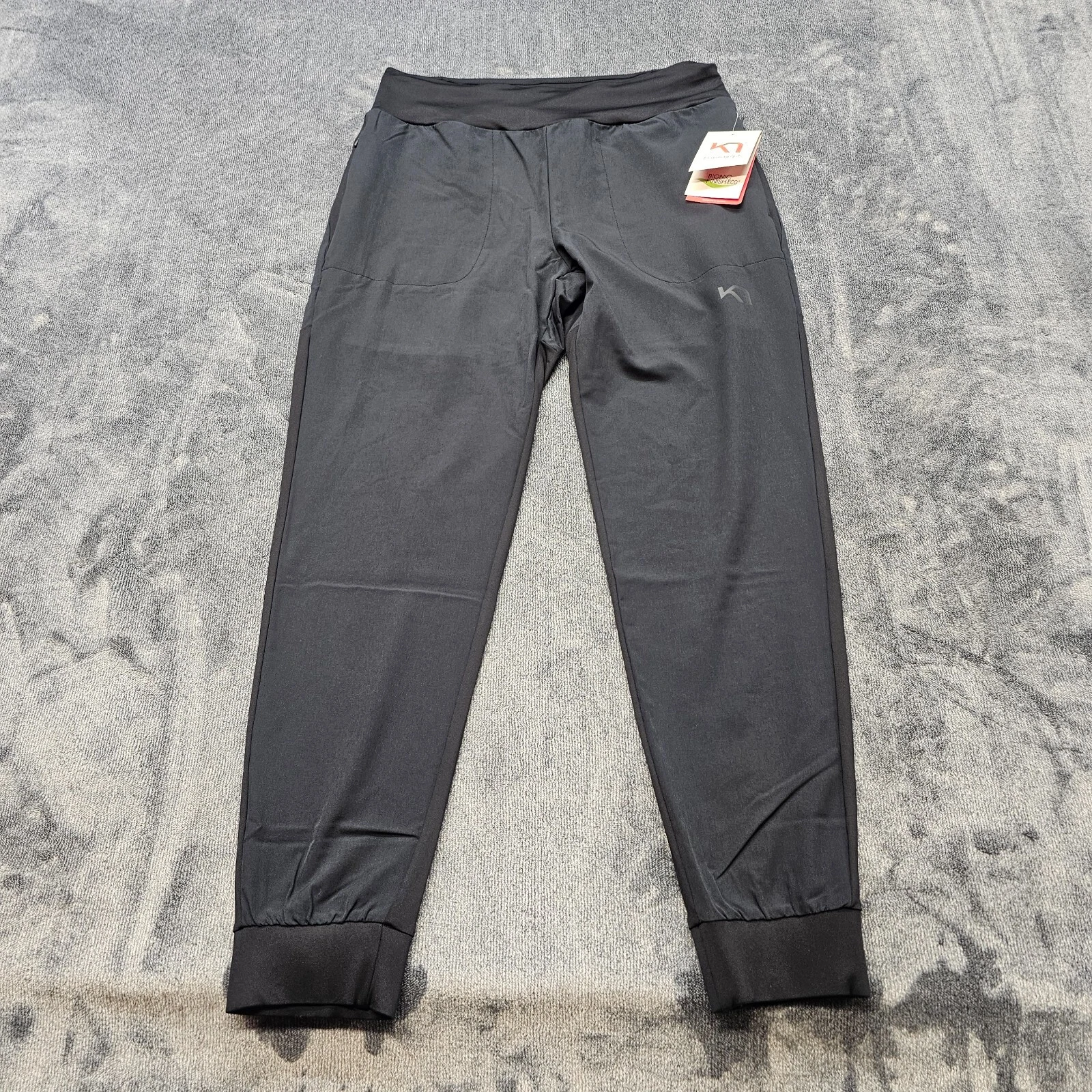 Kari Traa Thale Jogger pants womens medium black weatherproof quick dry 623490
Opens in a new window
