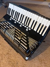 Hohner Akkordeon Imperator V, 120 Bässe, 21 Register+7 Bassregister