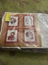 Kit Number 2221 The Creative Circle, Christmas Is Vintage