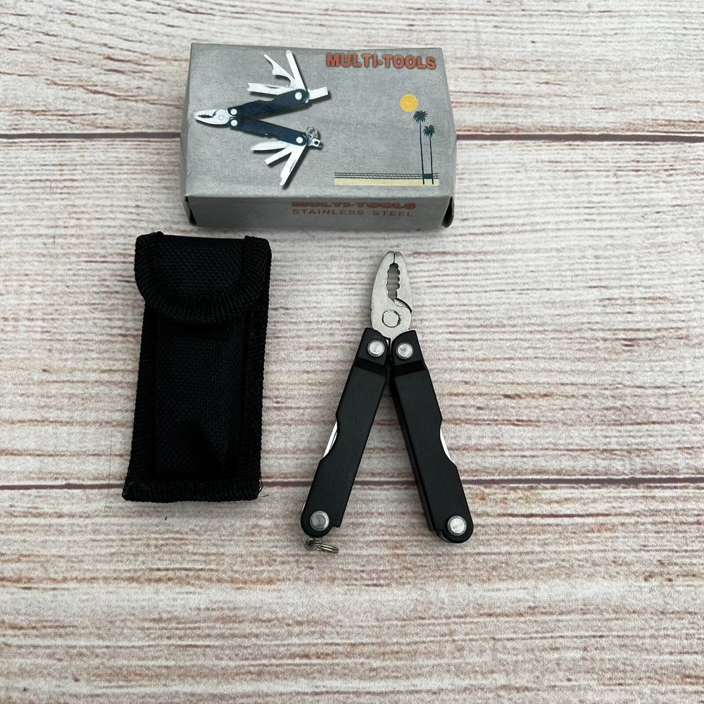 Multi Tool Stainless Steel 8 in-1 Multi Tool Pocket Knife Tool 4''