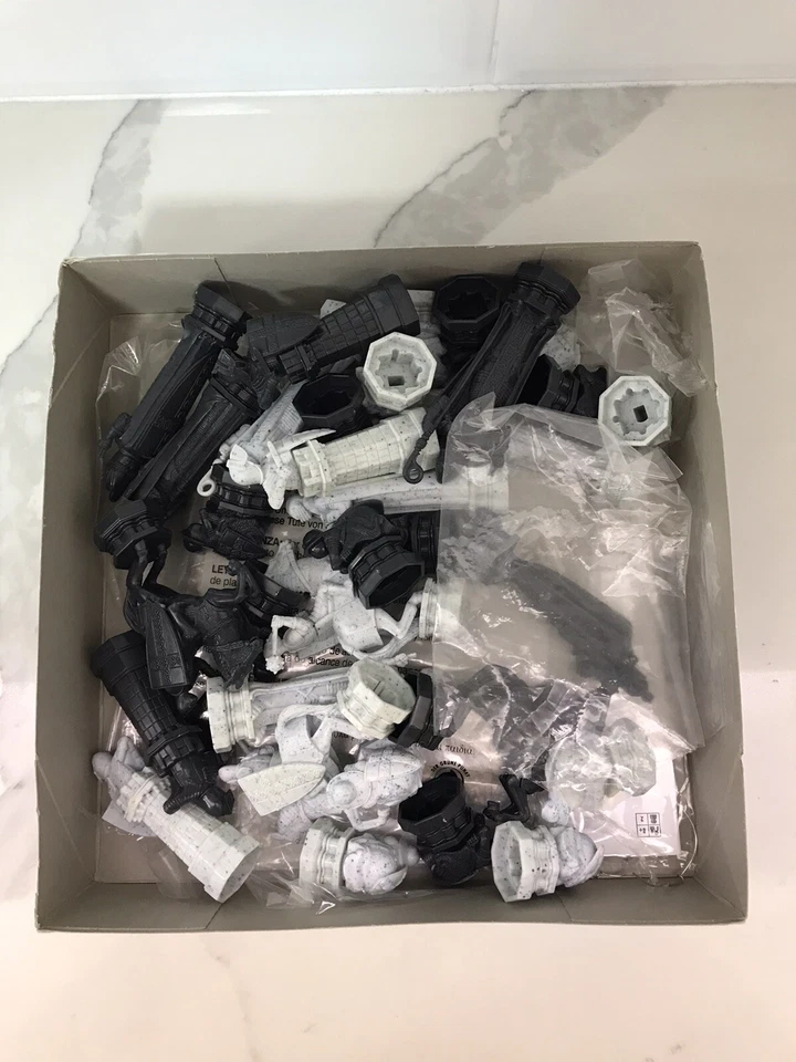 Harry Potter Wizard Chess Set 2002 Mattel Vintage Retro 2 Players 8+ Complete - Image 4 of 4