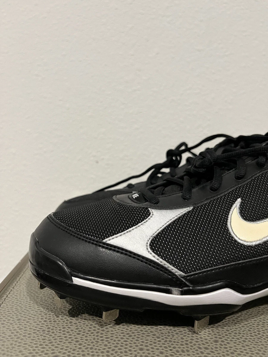 Old school nike baseball cleats 2025