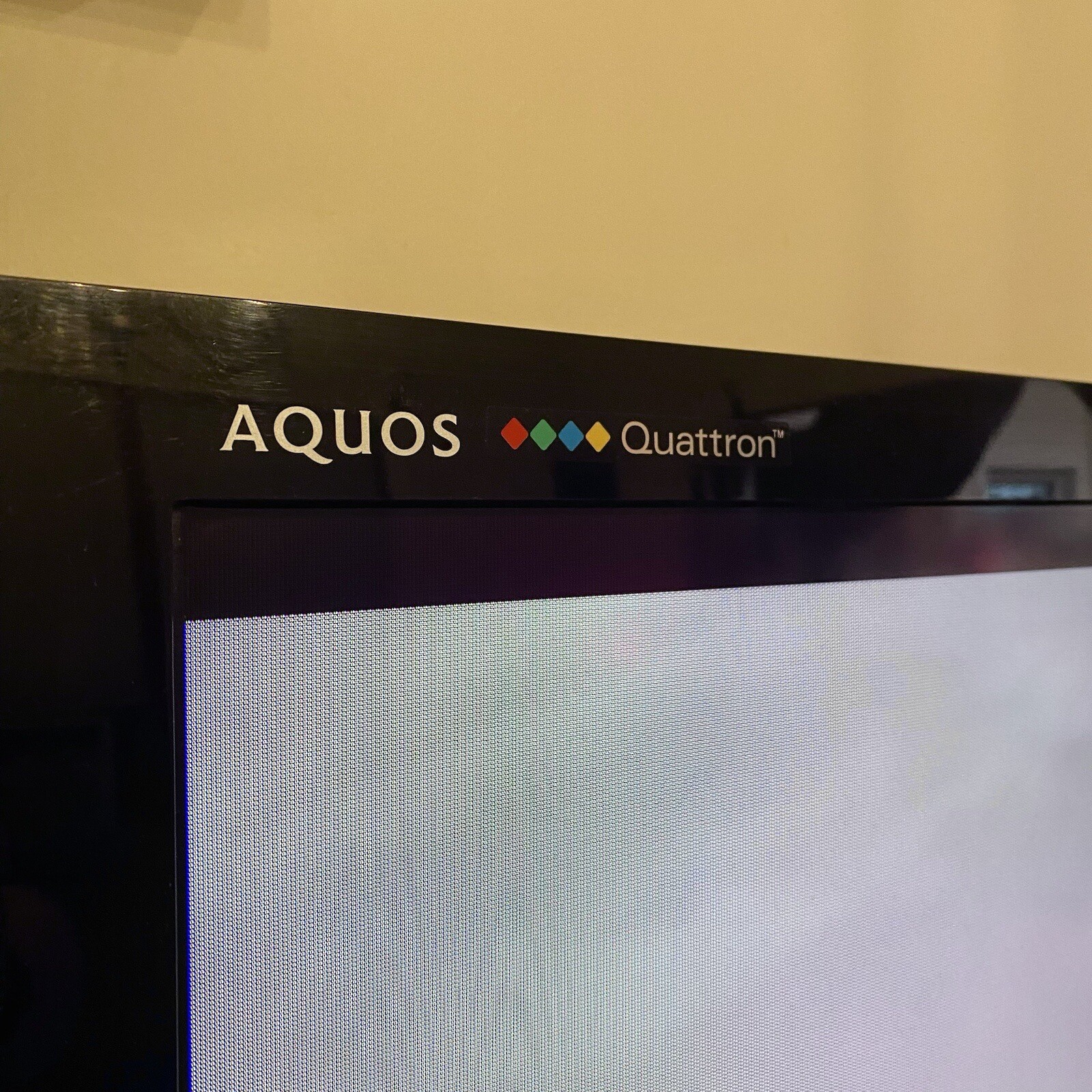 Sharp Aquos Quattron 70 inch LCDHDTV MODEL LC70LE733U Rich Color RGBY 120Hz eBay