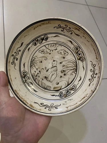 Rare 18th-Century Chinese Porcelain: A Priceless Masterpiece of 18th C - Picture 1 of 6