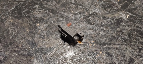 BMW 5 E60 Vakuumventil 70231800 3.00 Diesel 160kw 2004 21707806