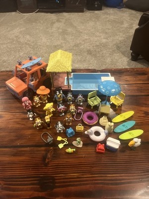 Bluey and Friends Toys Lot figures and playground, Pool Time accessories Figures