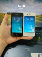 9/10 N EW Apple iPhone 4/4s Factory UNLOCKED 8/16/32GB Black/White Classic phone