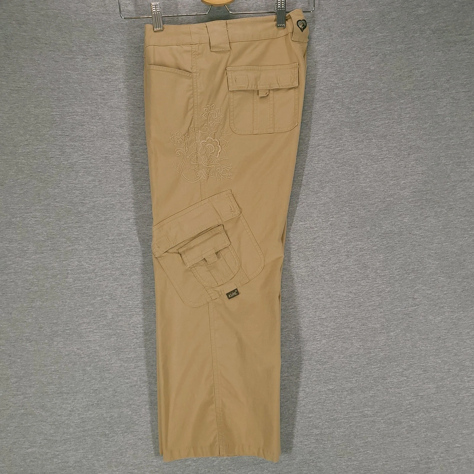 Kuhl Cargo Pants Womens Small Beige Capri Stretch Quick Dry Twill Travel
Opens in a new window or ta