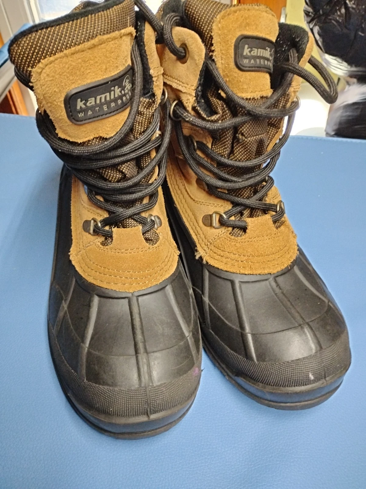 Kamik Boots Men 7 Winter Boot Waterproof Thinsulate Lace Up Winter Snow