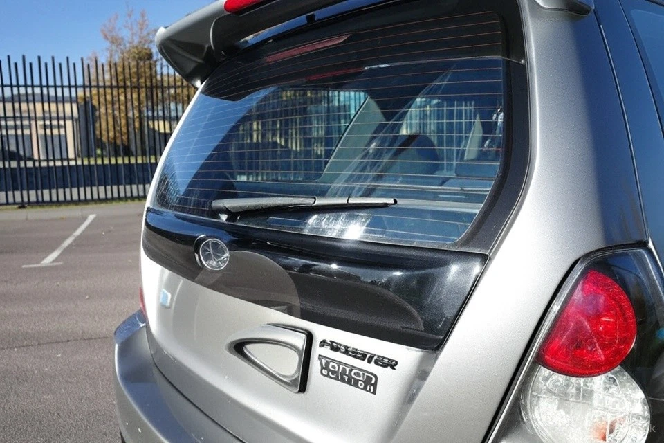 Se adapta a Subaru Forester SG 2005-2008 cubierta de alerón medio plástico abs Foto 3 de 4