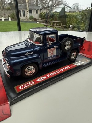 1956 Vintage 1/18 Ford F100 Pick Up - Mobil Gas - Flat Head V8 Die Cast Model