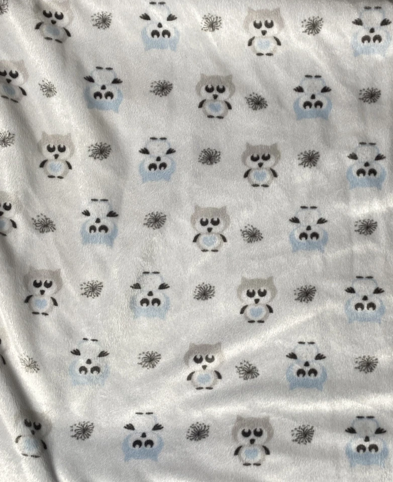 Blankets & Beyond Baby Blanket Owl Blue Gray Bird Heart Reversible White Lovey - Image 3 of 4