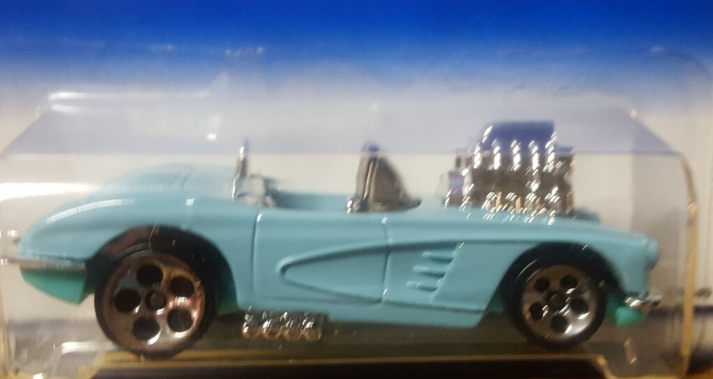 Hot Wheels Lot of 2 Engine Variation '58 Chevy Corvette