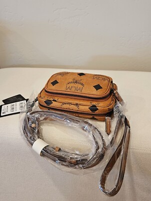 MCM Aren Wristlet Crossbody in Maxi Visetos - Cognac ( Origin $690
