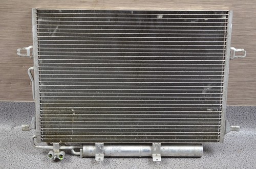 Mercedes Benz E-Klasse W211 320CDI Klimakühler Kondensator Kühler A2115001254