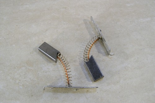ALTERNATOR BRUSHES BRUSH SET TO REPLACE LUCAS AC10 AC11 ULB109 LAX30 54214363 - Picture 8 of 9