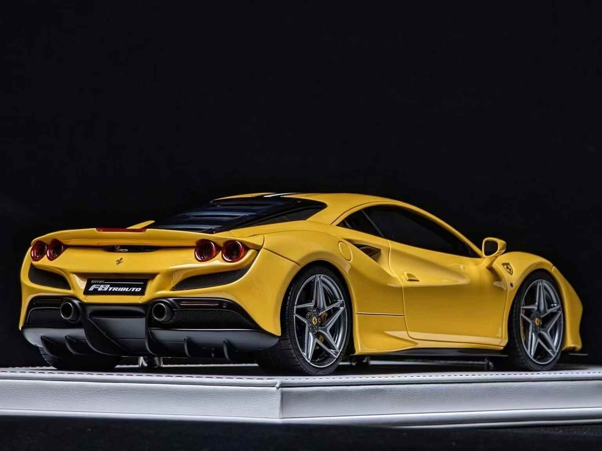 Ferrari F8 Tributo NOVITEC (Giallo Modena) [Davis & Giovanni] 1/18