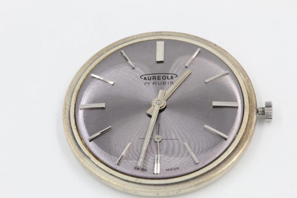 Dial G-H Movement Peseux P330 Manual Winding - Image 2 of 2