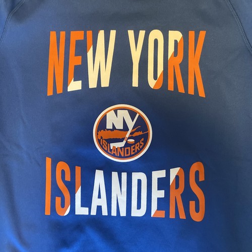 A Brand NHL New NY Islanders Polyester Sweatshirt. Youth XL (18-20) - Picture 2 of 7