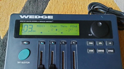 Alesis Wedge Desktop Master Reverb w / Power Supply, Tested, Clean and no Issues - Picture 2 of 14