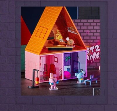 BT21 Official 5th Anniversary MINI DOLLHOUSE FIGURINE SET Limited