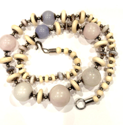HANDWERKER ACHAT STEIN LILA CREME ROSA PERLEN STERLING SPACER 24'' HALSKETTE GEBRAUCHT, IN EINWANDFREIEM ZUSTAND