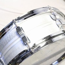 Ludwig Acrolite LM404K 14x5 Hammered Aluminum Snare Drum Used
