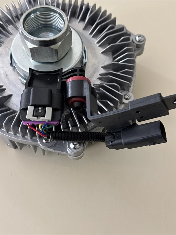 FCT-072 AISIN Fan Clutch Radiator Cooling for 4 Runner Toyota Tacoma Tundra - Image 3 of 4