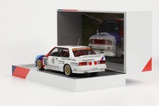 1:18 BMW M3 E30 #15 DTM Champion 1989 Roberto Ravaglia WERK83 BOX