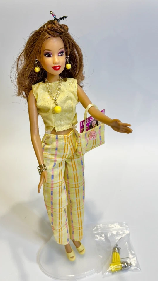 Barbie Brunette Wearing Fashion  Avenue Lot, New Real Jewelry - Image 2 of 4