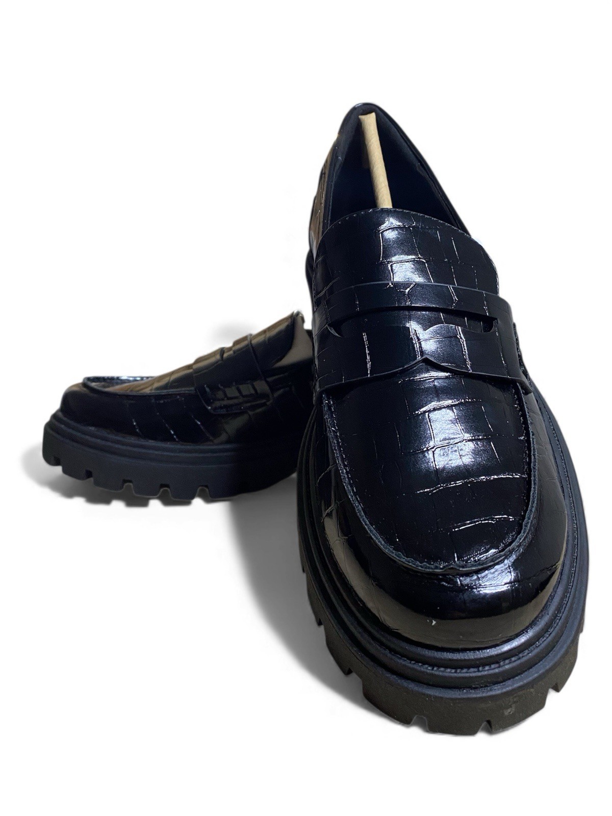 JustFab Colette Loafers Women's 9 Black Croc Patent Chunky Lug Sole Platform