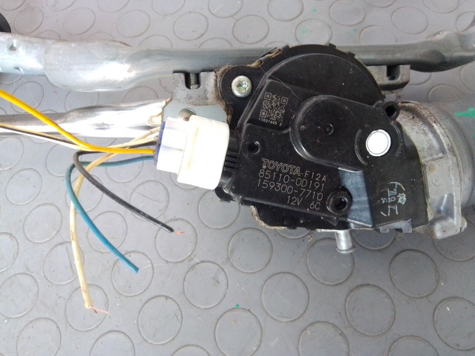 Pompe Lave-Glace Monotrou Compatible Toyota Lexus Mazda – Remplacement 85330-60190 – Vision Claire