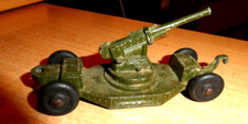 Vintage Tootsietoy 4 Wheel Green Anti-Aircraft Howitzer Military WWII Cannon ..B