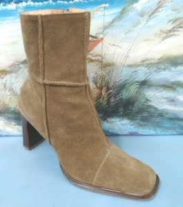 bota com ziper lateral