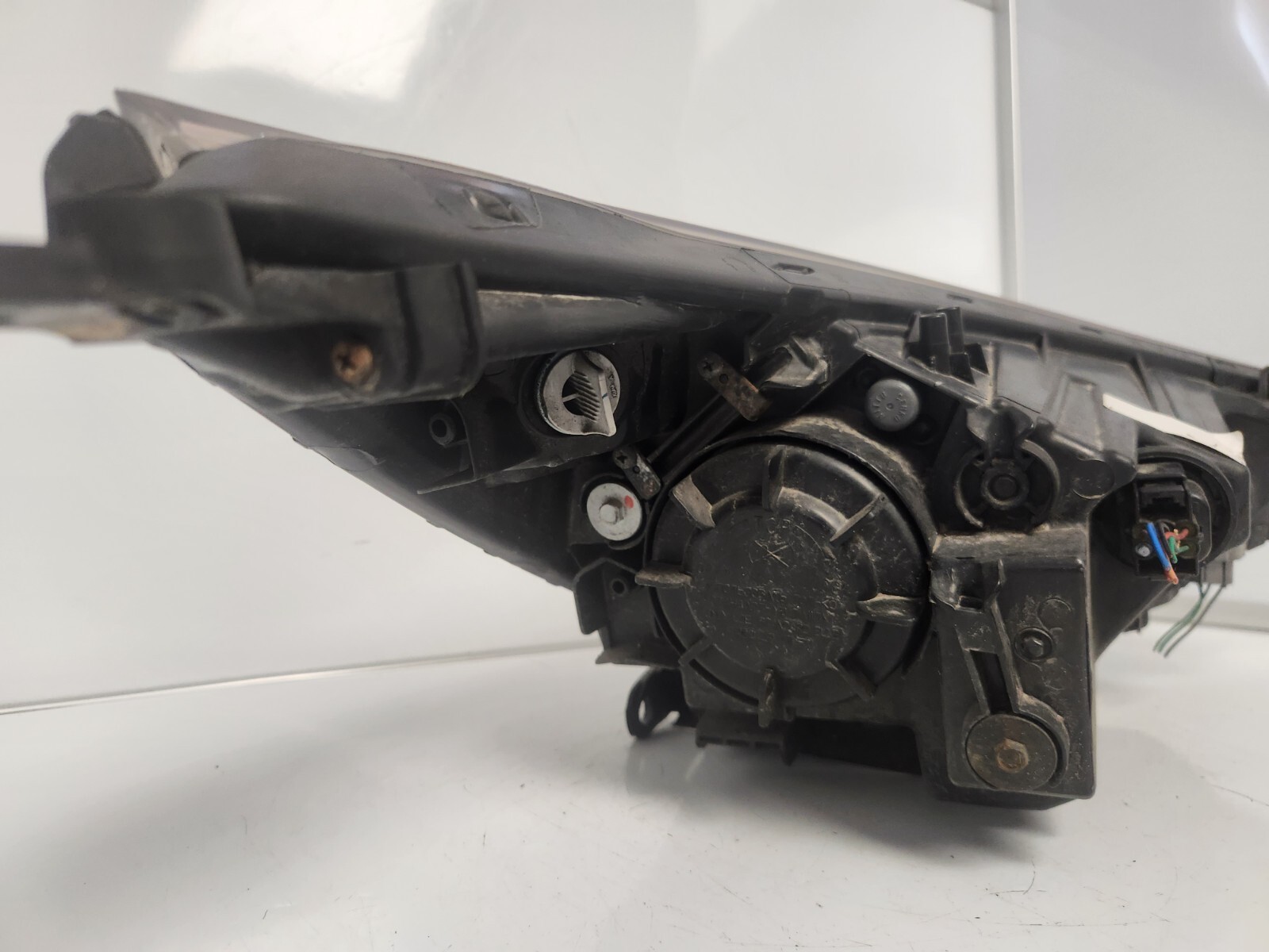 20122014 Hyundai Accent Headlight Assembly Driver Side LH, Halogen OEM