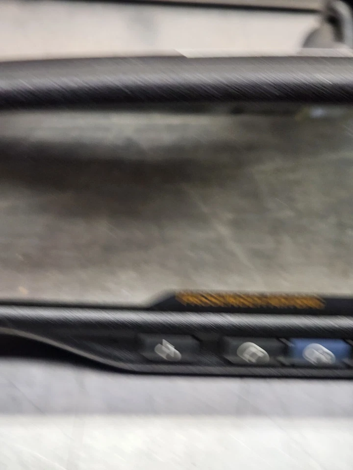 2006-2009 GMC Envoy/ XL OnStar Telematics Auto Dim Rear View Mirror OEM 15812021 - Image 2 of 4