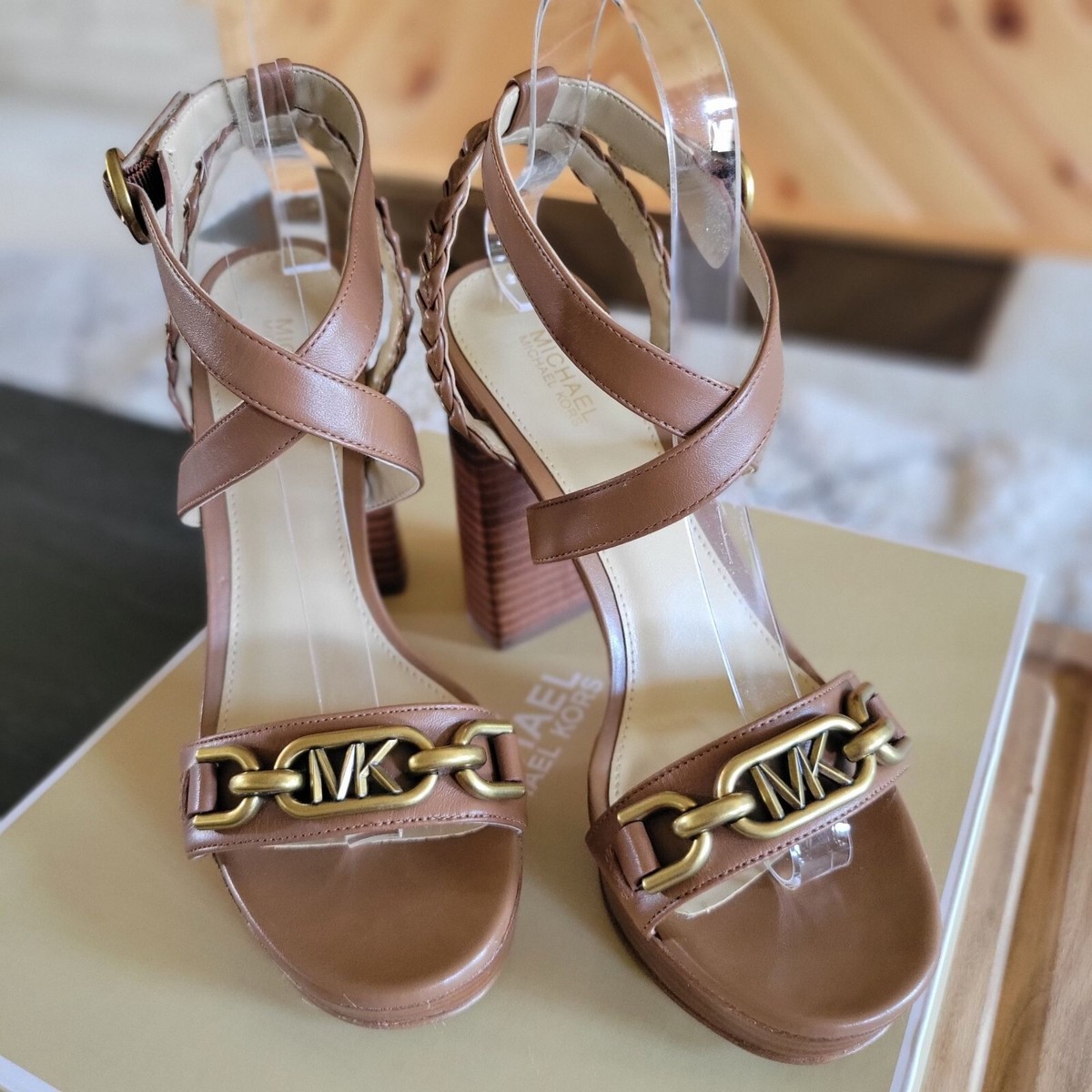 MICHAEL KORS【関税込み】Kailey スリングバック サンダル Michael Kors Women's Sandals Kailey Platform Leather SZ 6.5M