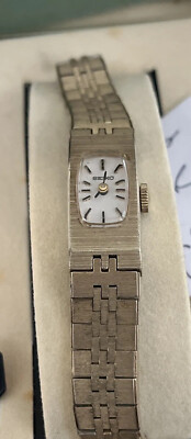 Vintage Seiko 1520-3339 Wind-up Analog Women's Watch Sz. 6 1/2