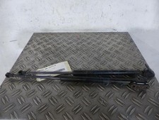 Verin de hayon / de capot Toyota YARIS