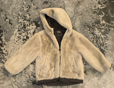 ZARA Girls Soft Plush Faux Fur Tan Full Zip Jacket w Hood Hoodie Sz 8 Medium