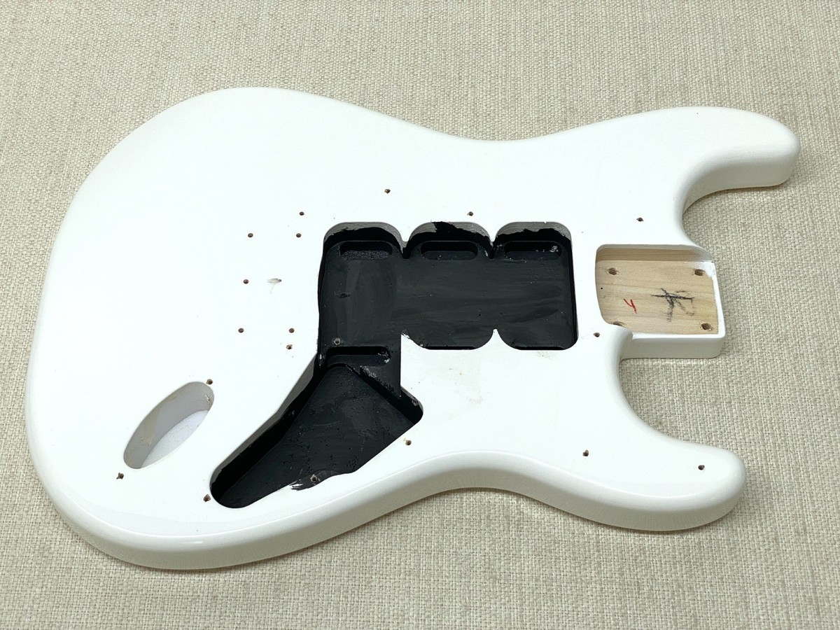 Genuine! Fender Squier HARDTAIL STRAT BODY White