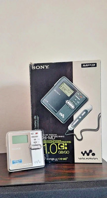 Sony Walkman Minidisc Hi-MD MZ-RH910