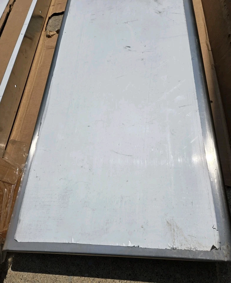 Prateleira Pass-Thru Advance Tabco PA-18-84 84" de largura x 18" de profundidade 430 de aço inoxidável - Imagem 4 de 4