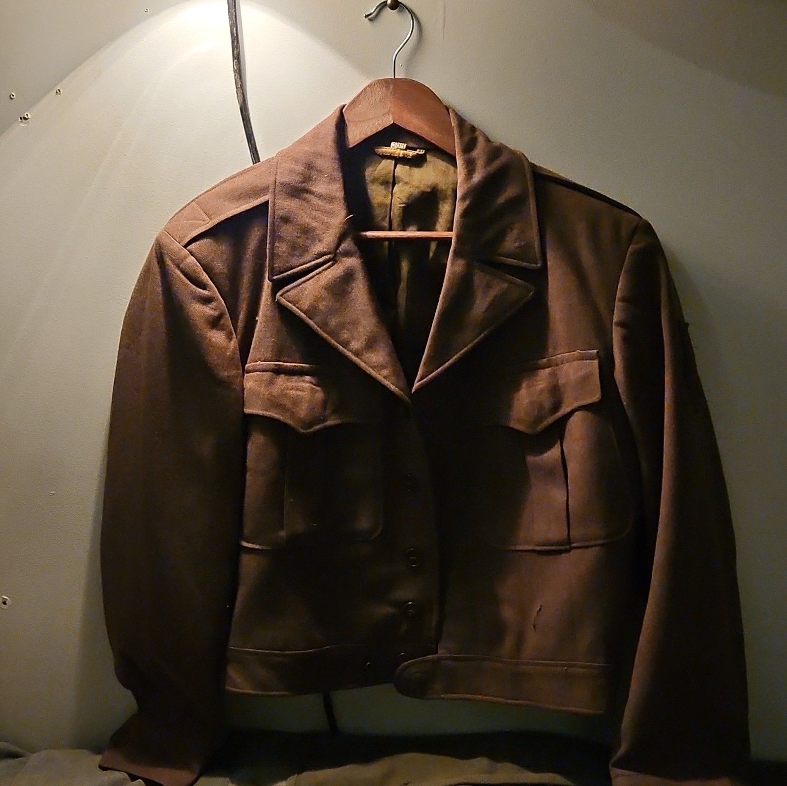 WW2 US Army 1st Infantry Division Ike Jacket 38R Patch Militaria