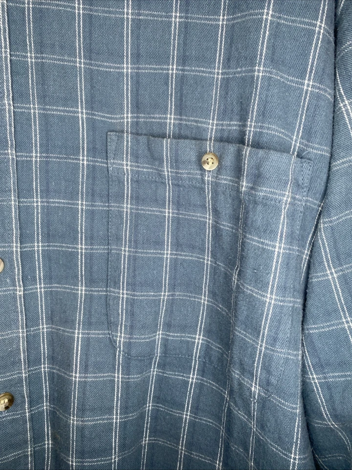 PBX Basics Men's Blue Checkered Button-Down Shirt Size L Collared Long Sleeve - Image 3 of 4