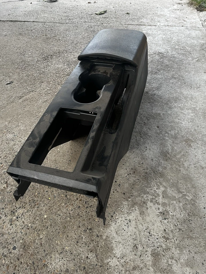 05-09 Ford Mustang consola central negra OEM 2005-2009 Foto 4 de 4