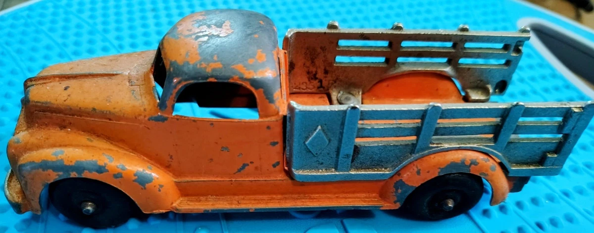 Hubley 1940 Vehicle Year Vintage Manufacture Diecast Cars, Trucks