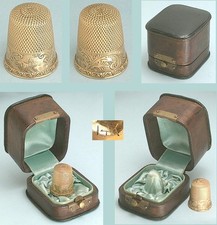 Antique 14 Kt Gold Scenic Thimble * American * Circa 1890