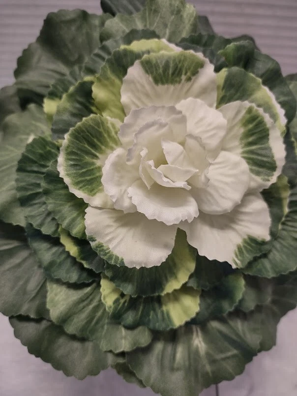 Mini rose artificial decorative cabbage. Silk Flowers - Image 2 of 4