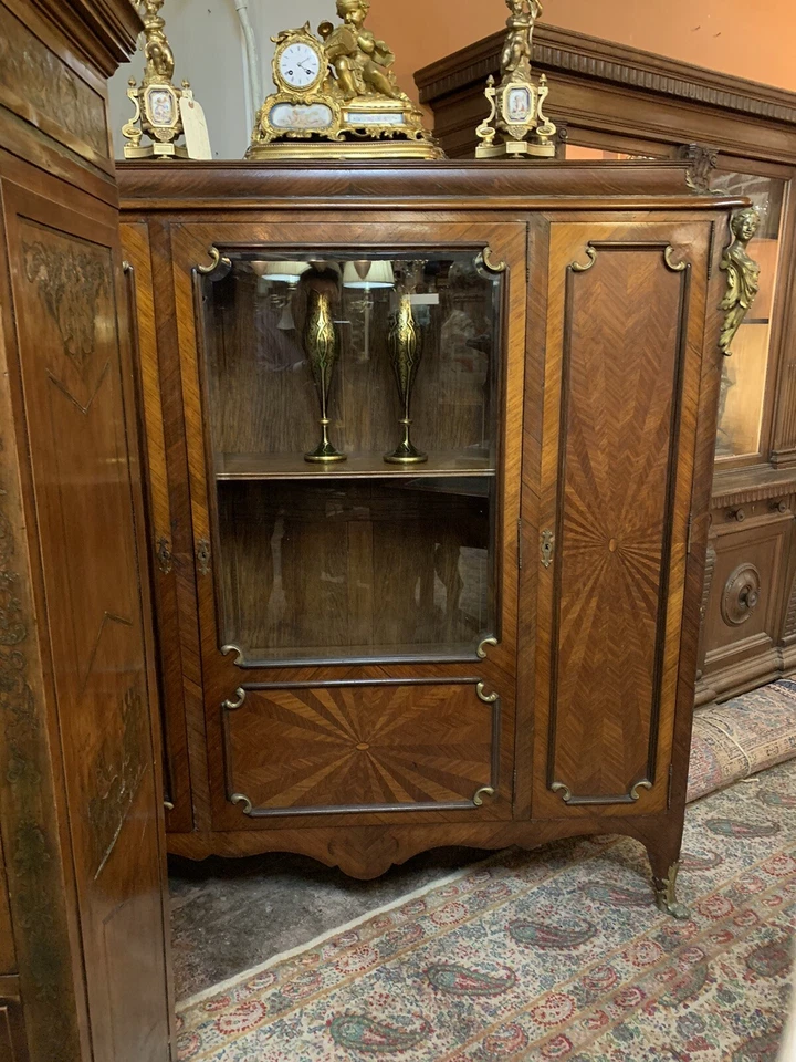 ANTIGUA FIGURA FRANCESA ESTILO LXV KinGwood DECORACIONES DE BRONCE, SIGLO XIX. Vitrina Foto 4 de 4